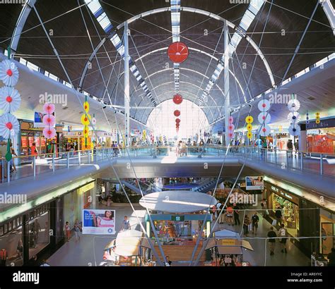 shopping centres near calais.